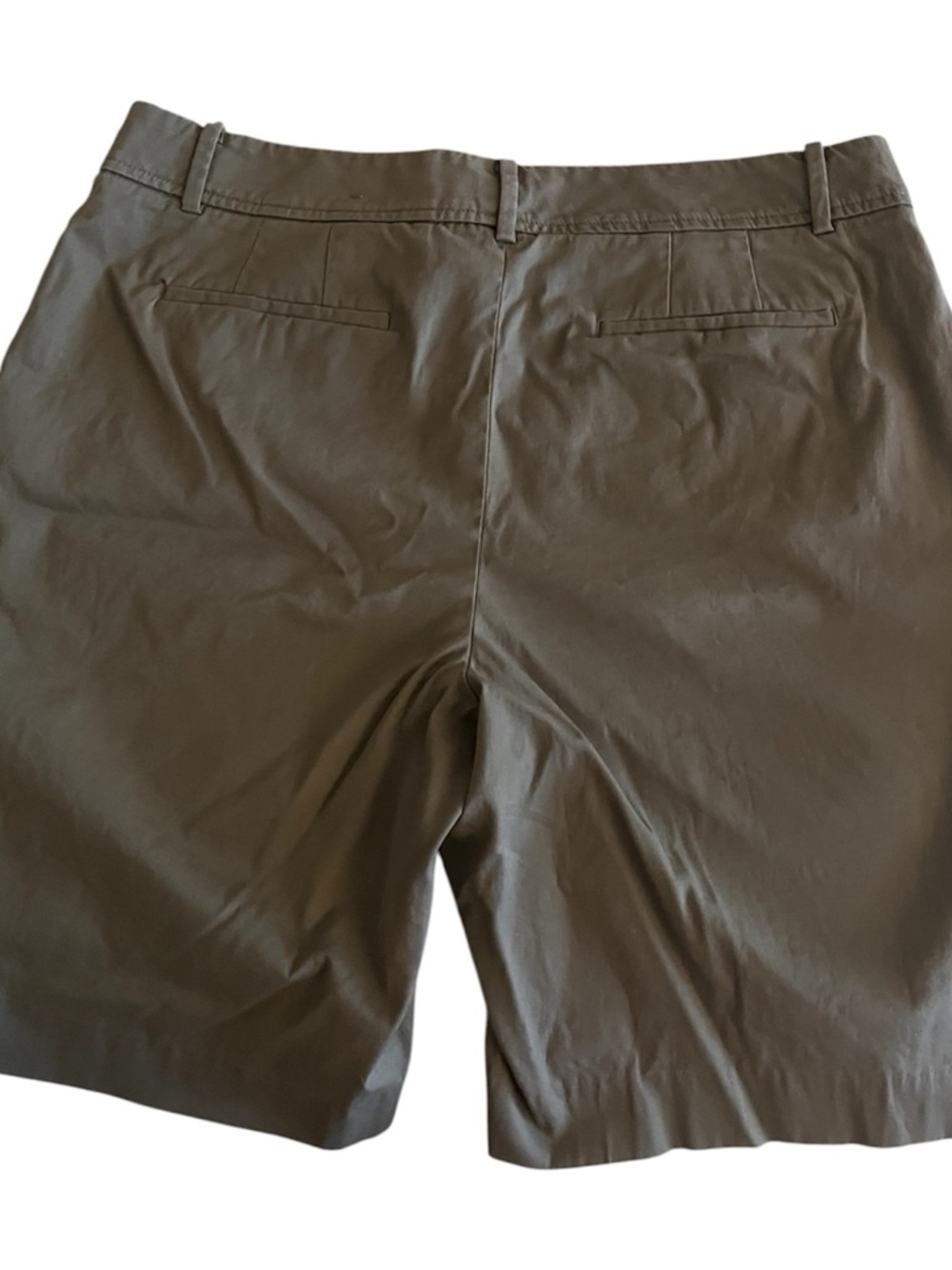 Talbots Women’s Olive Green Shorts - Perfect Short Size 12p - Picture 2 of 4
